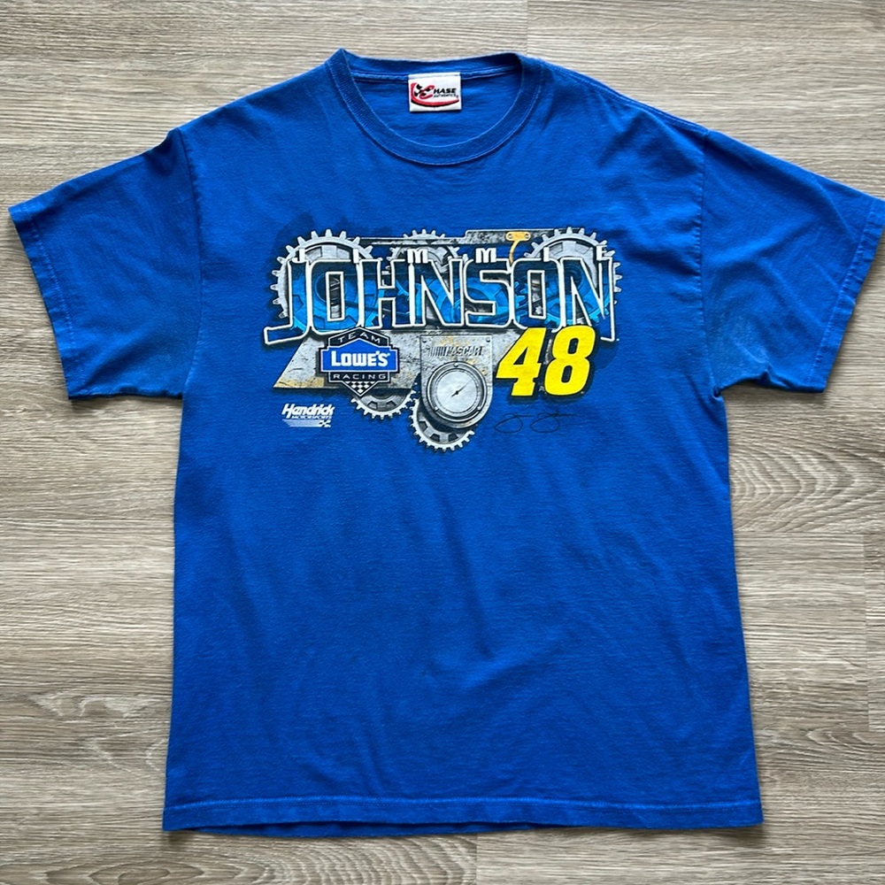 Jimmie Johnson Nascar Lowe's 2010 racing t-shirt men's Large Chase Authentics.📝